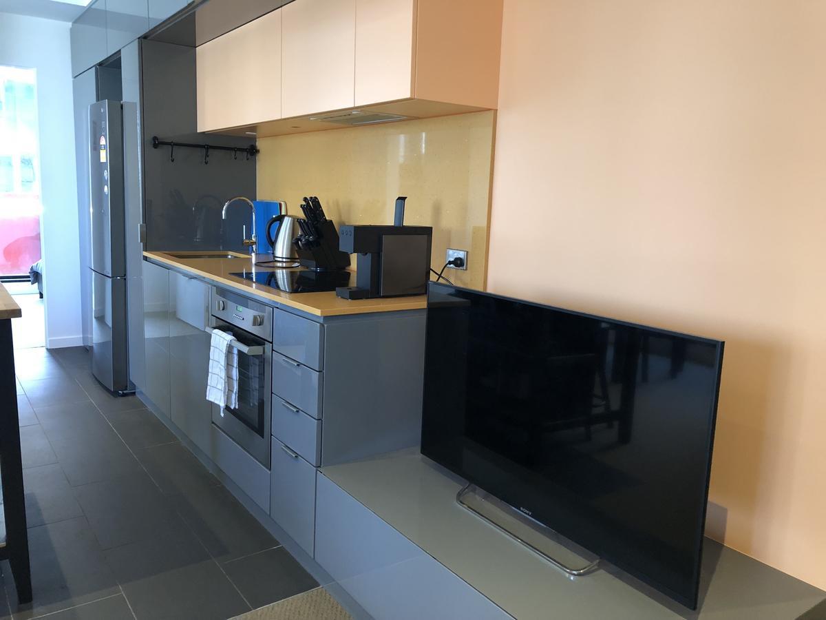 Hfn Heart Of Melbourne Cbd Apartment Екстериор снимка