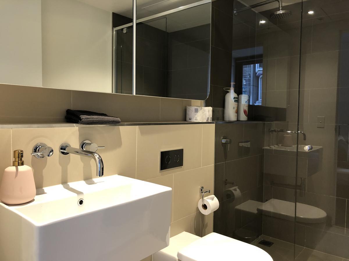 Hfn Heart Of Melbourne Cbd Apartment Екстериор снимка